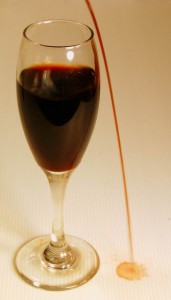 wine-glass-red-wine-spilling
