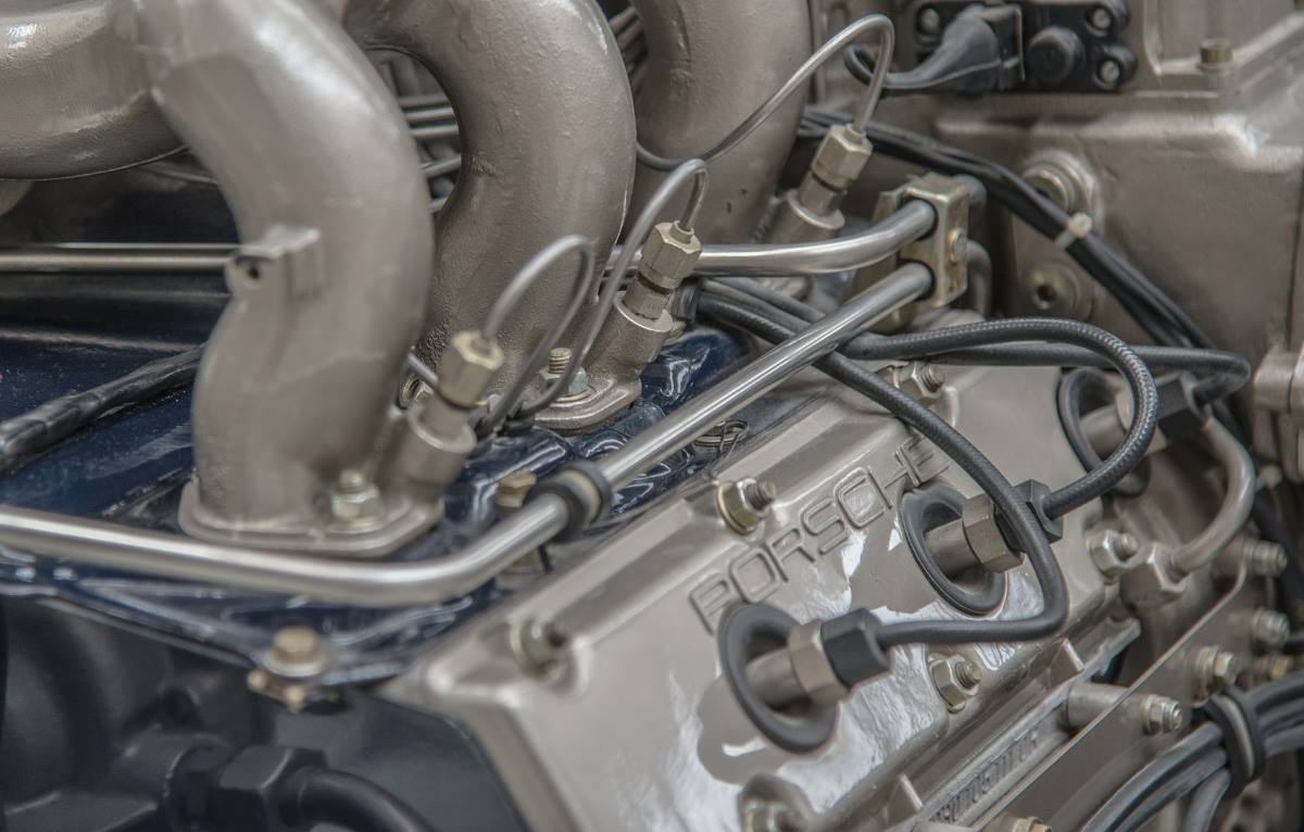 How to deal with a flooded engine