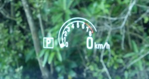 HUD Head up display in Holden Calais