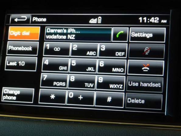 range-rover-sdv8-2014-phone-integration