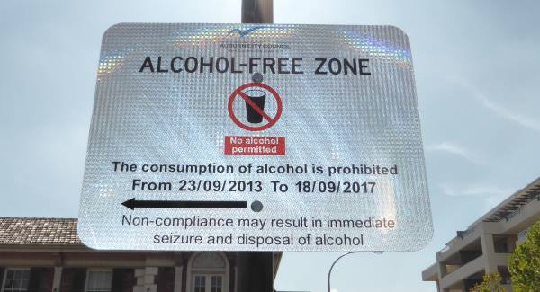 alcohol free zone sign