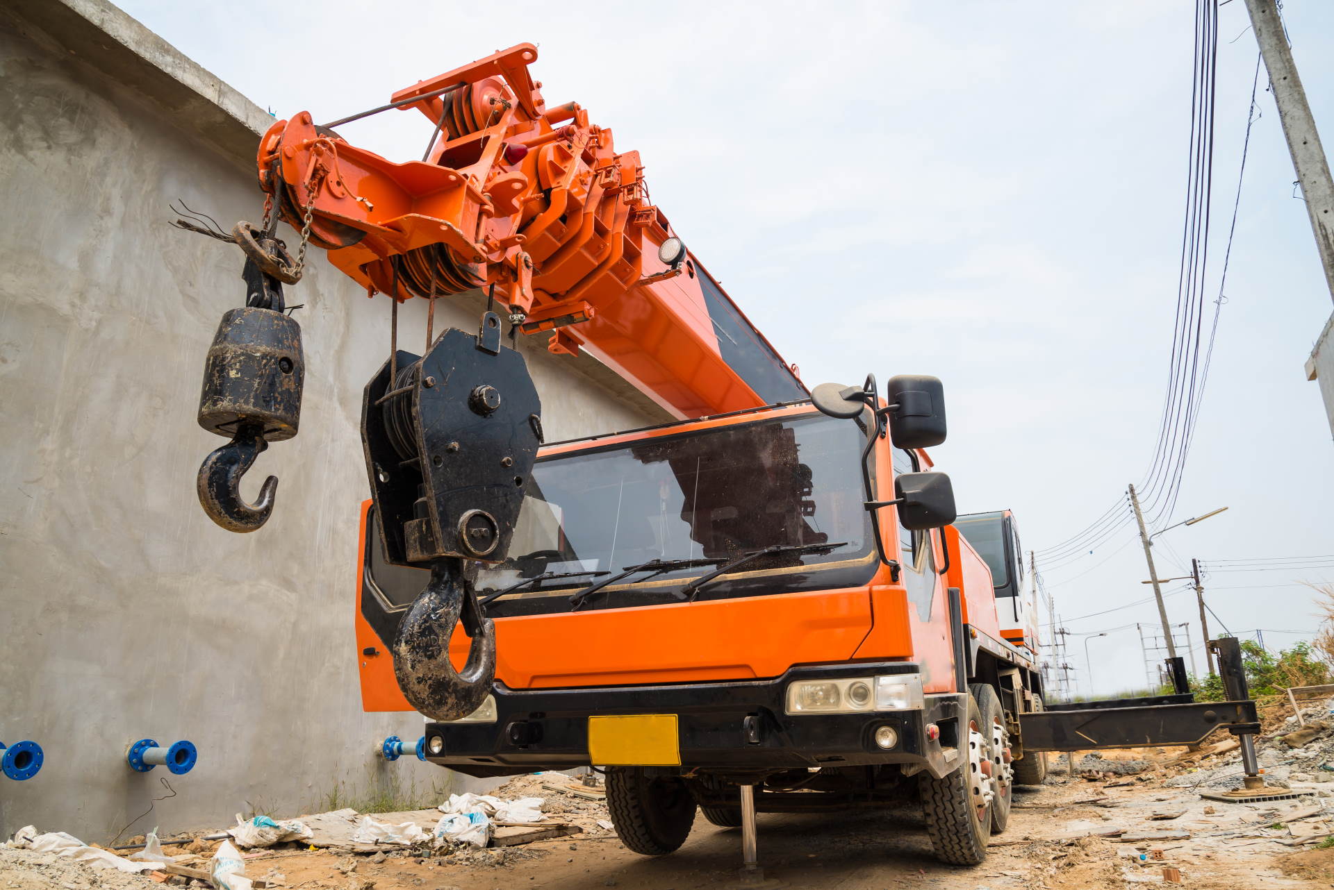 Crane Truck Hire